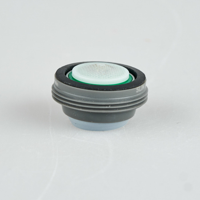 Фото Аэратор для смесителя в комплекте с гайкой, силикон, M24, наружная резьба, IDDIS, 996S24B1SM-P 1